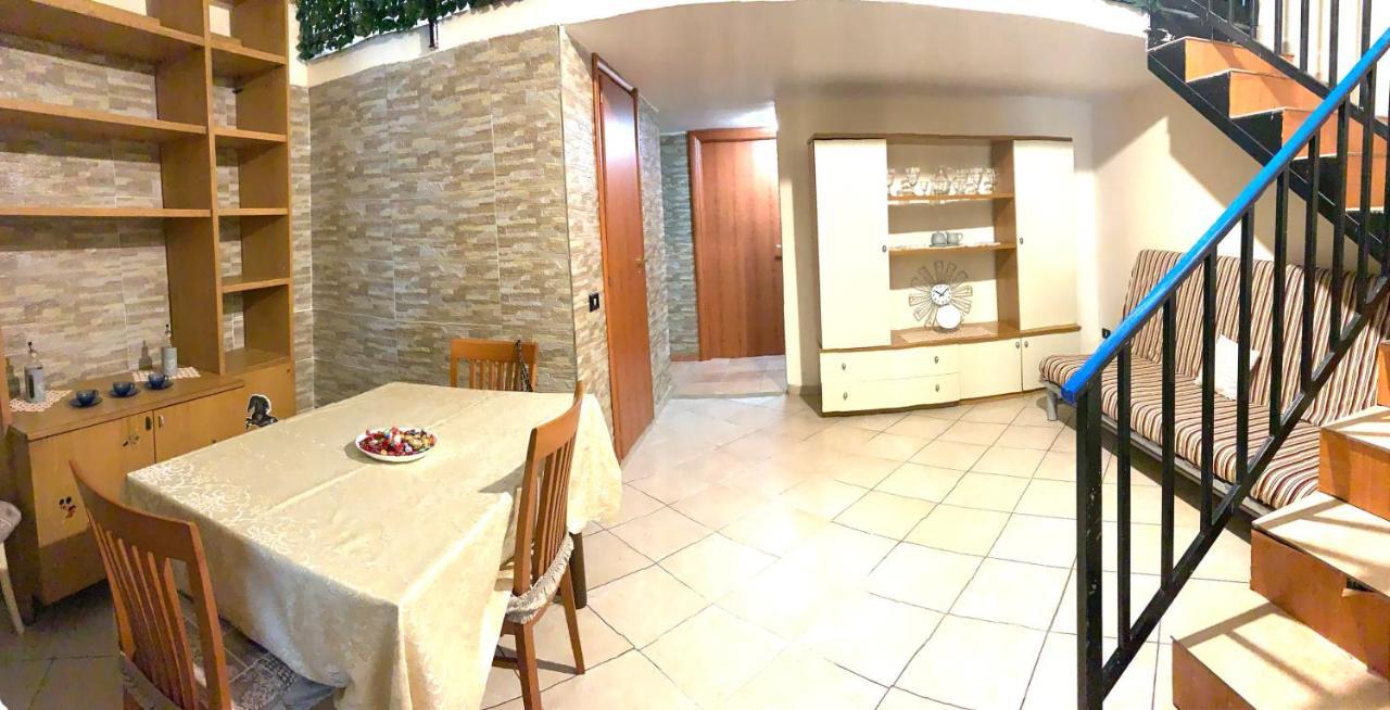 شقة Holiday House San Biagio,41 نابولي المظهر الخارجي الصورة